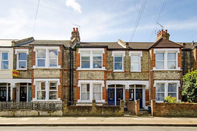 Thumbnail Maisonette to rent in Himley Road, Tooting, London