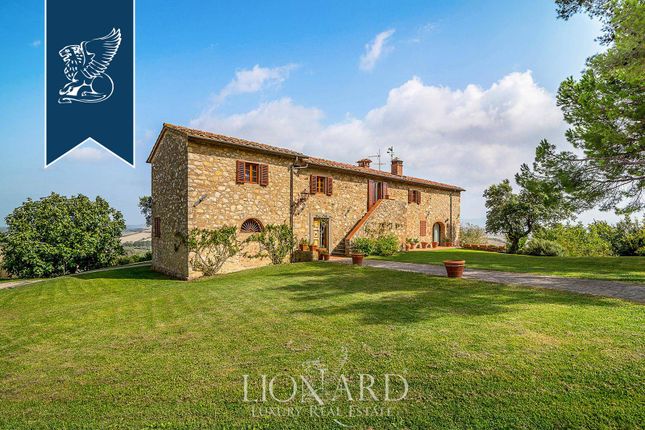 Thumbnail Country house for sale in Collesalvetti, Livorno, Toscana