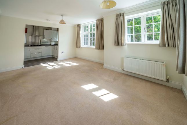 9, Crown Mews, Tring photo 4