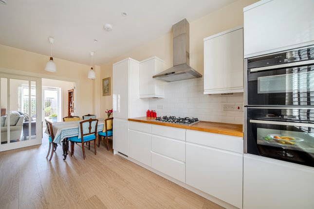 7, Charlotte Avenue, Chichester photo 2