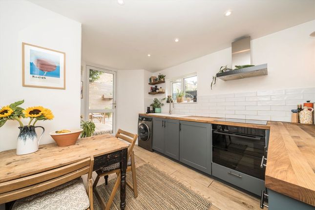 Ground Floor Flat, 116, Glengall Road, London photo 4