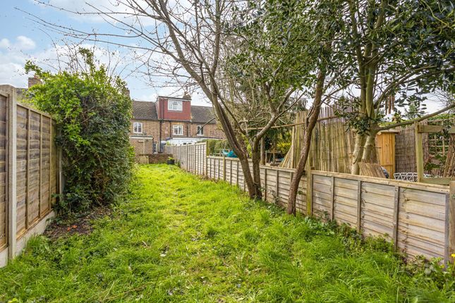 45 Station Road, Lingfield photo 2