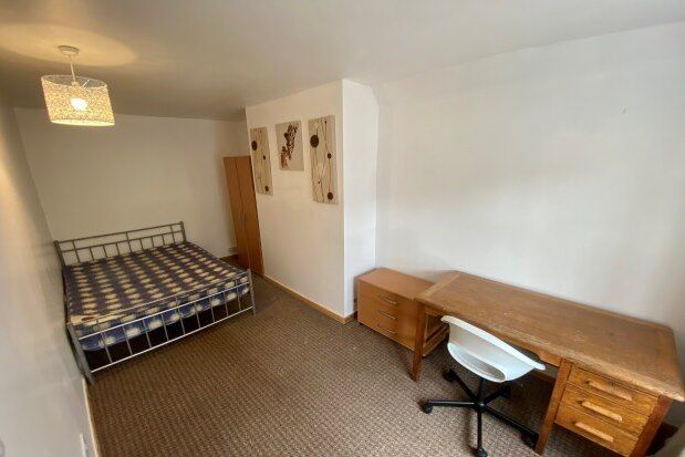 Property to rent in Charnock Avenue, Nottingham