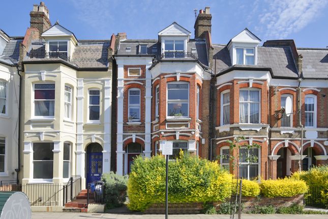 Flat for sale in Clissold Crescent, London