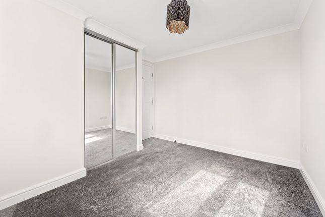 22 Bowling Court, Wakefield photo 5