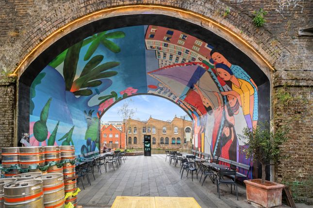 04, Camden Lock Residences, Water Lane, N1, London photo 5