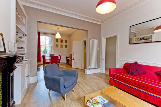 Thumbnail Terraced house for sale in Courthope Road, London