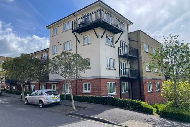 Flat for sale in Ercolani Avenue, High Wycombe