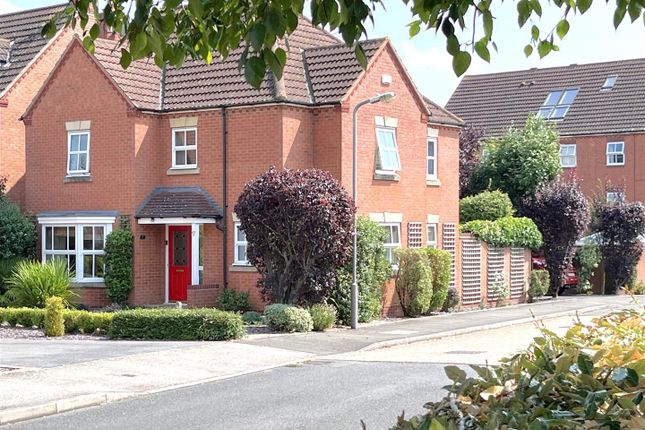 Detached house for sale in Turner Close, Chase Meadow, Warwick