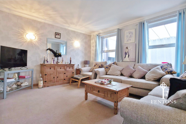 49, Hall Lane, Walton-on-the-Naze photo 4