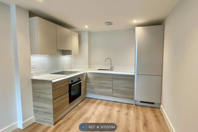 1-bed flat on Flat  Bournemouth House, Christchurch Road, Bournemouth, £1,180/mo
