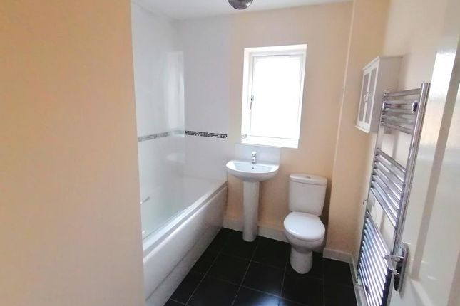 Semi-detached house to rent in Dimmingsdale Close, Leicester