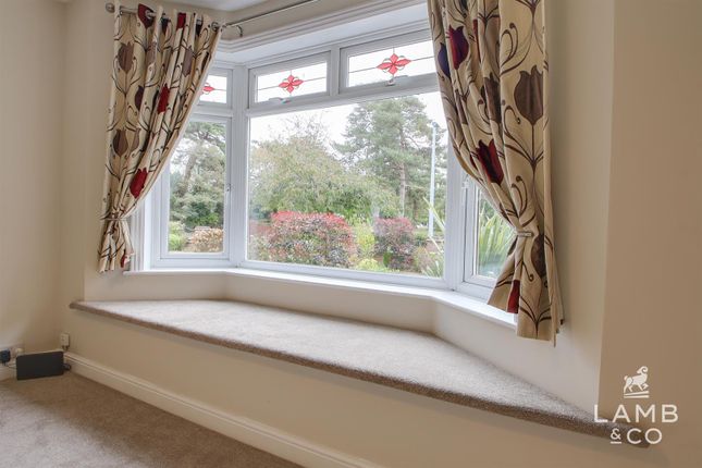 29, Albany Gardens West, Clacton-On-Sea photo 3