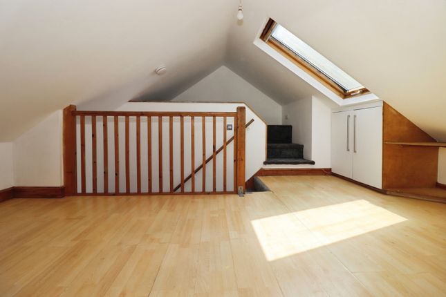 Flat 5, Staple Hill House 103-105,, Staple Hill Road, Bristol photo 5