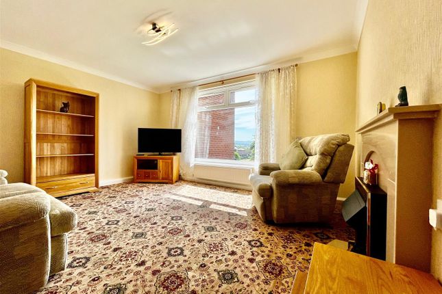 38 Kingfisher Court, Great Howarth, Whitworth photo 2