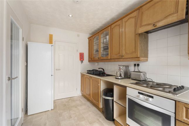 24/8, Parkgrove Road, Edinburgh photo 5