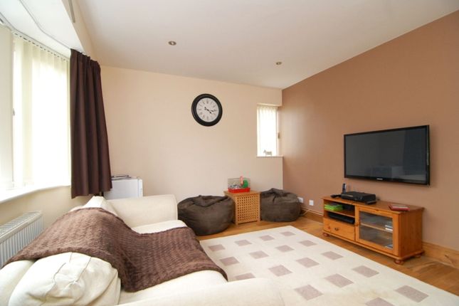 109 West End Avenue, Harrogate photo 3