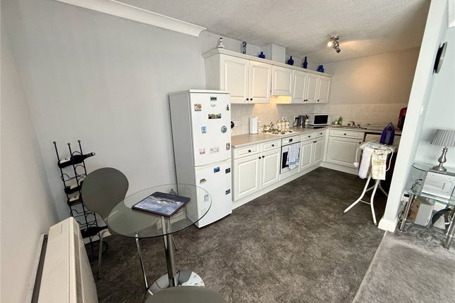 Flat 24, Courtfields, 121, Hornby Road, Lancashire photo 3