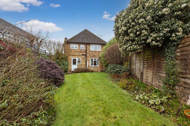 12, Hazell Way, Stoke Poges photo 4