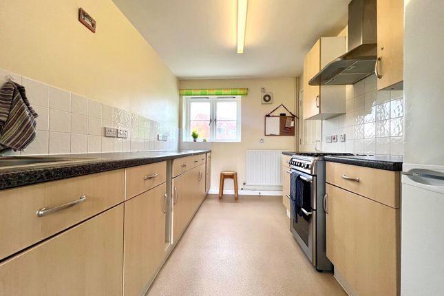 Maisonette for sale in Bucksherd Close, Great Cambourne, Cambridge