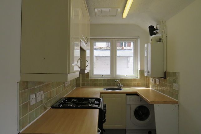 4, SALISBURY photo 5