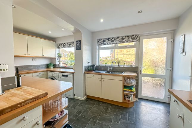 42 Croft Drive, Wirral photo 3