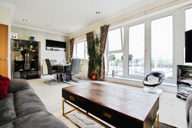 Flat 12, Ty Gwendollen, Marconi Avenue, Penarth photo 3
