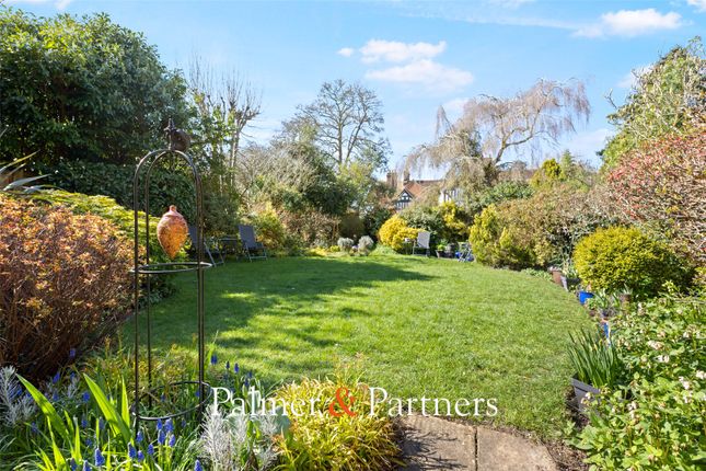 9, Sanders Drive, Lexden, Essex photo 4