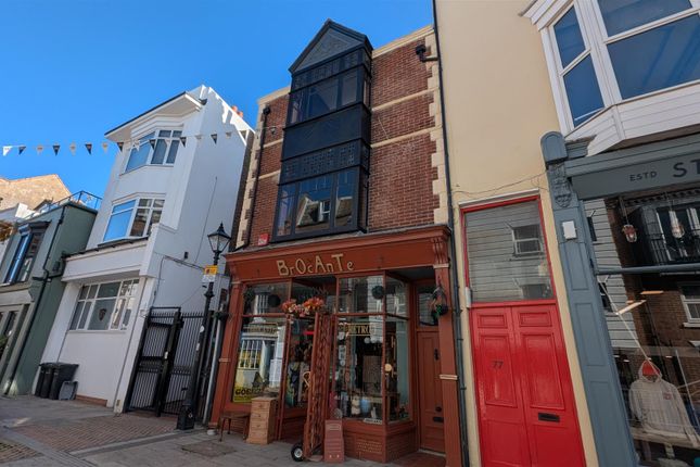 1 Bedroom Flat