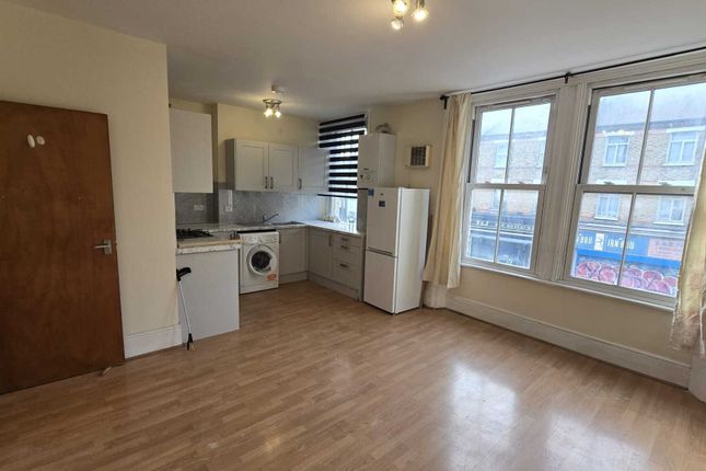 82C Penge Road, London photo 3