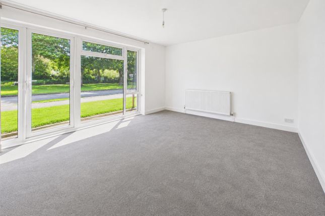 263, Weald Drive, Crawley photo 2