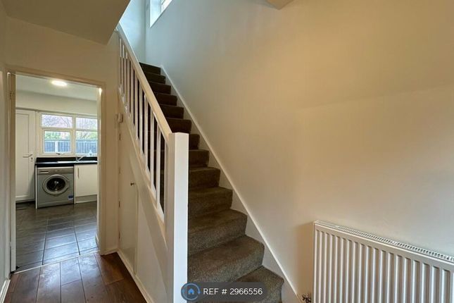 Shirdley Crescent, Southport photo 3