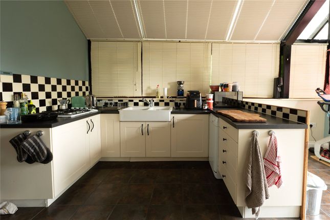 2 Rockdale House,, Rockdale Drive, Hindhead photo 4