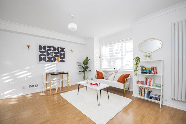 Flat 7, 98, Friars Avenue, Putney Vale photo 3
