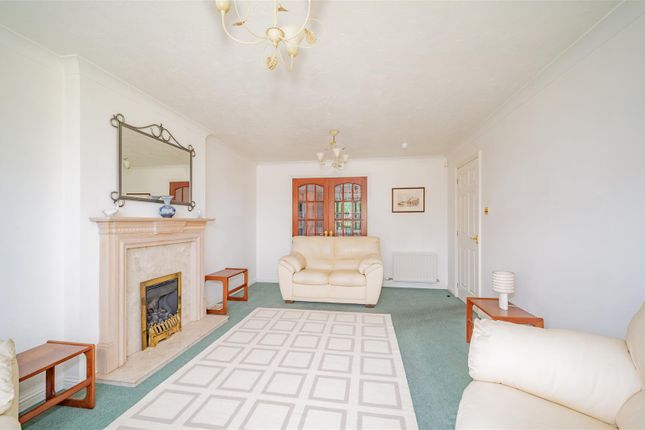 1, Crathes Way, Dundee photo 3