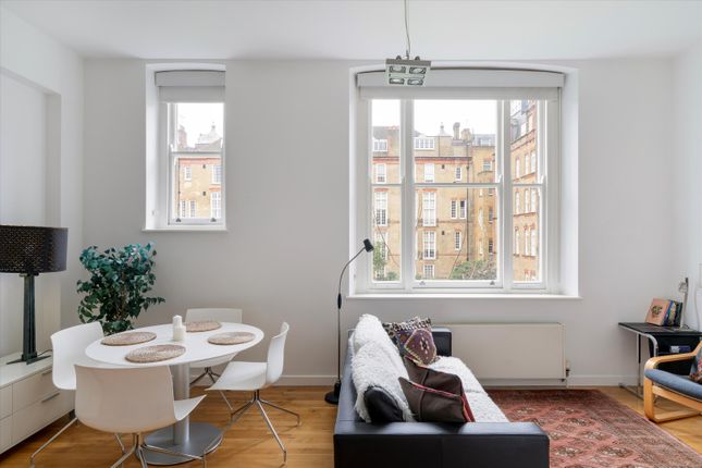 1-bed flat on 12, King Street, London, £745,000