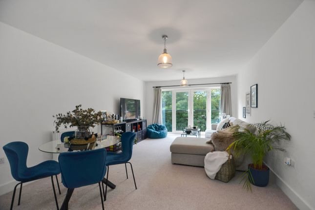 Lumen Road - 2 Bedroom, Royston, Hertfordshire photo 4