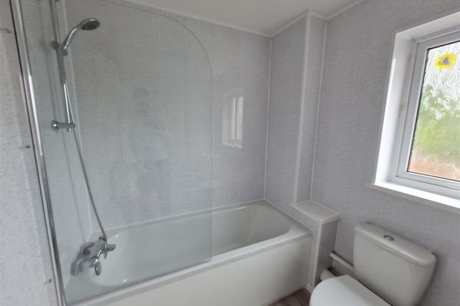 8, Mount Street, Bargoed photo 5