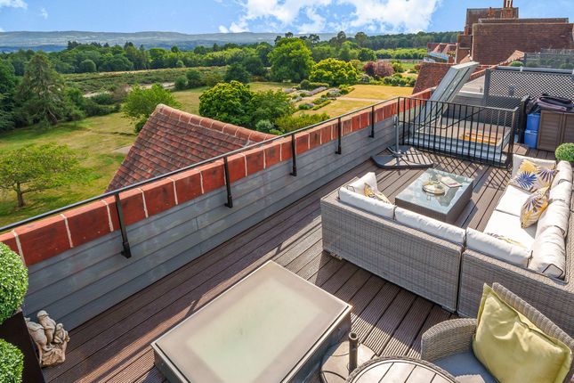 Penthouse for sale in Kings Drive, Midhurst