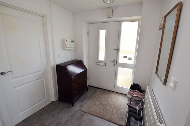 14, Parkland Avenue, Telford photo 3