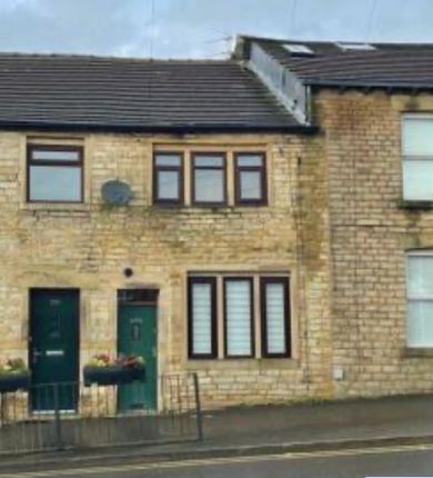 Thumbnail Terraced house for sale in Oldham Road, Greater Manchester