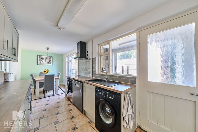 7, Drax Avenue, Wareham photo 3