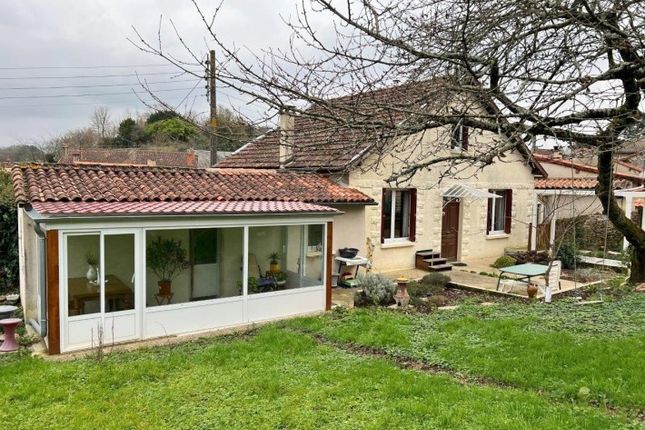 Detached house for sale in Civray, Poitou-Charentes, 86400, France