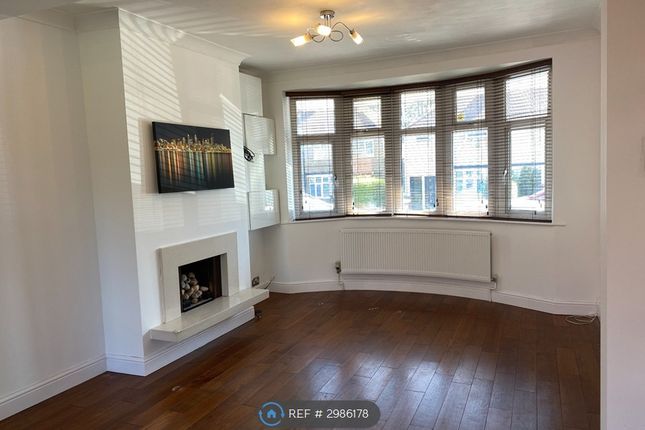 Hazel Tree Road, Watford photo 3