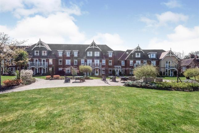 Flat for sale in Horton Mill Court, Hanbury Road, Droitwich. Worcestertshire.