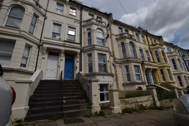 Flat to rent in Carisbrooke Road, St. Leonards-On-Sea