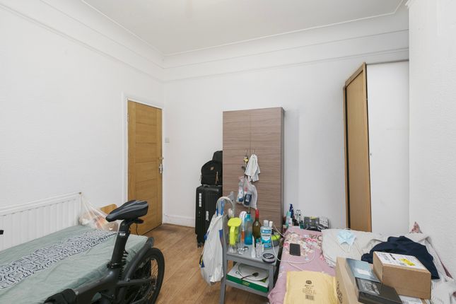 193, Haldane Road, London photo 4