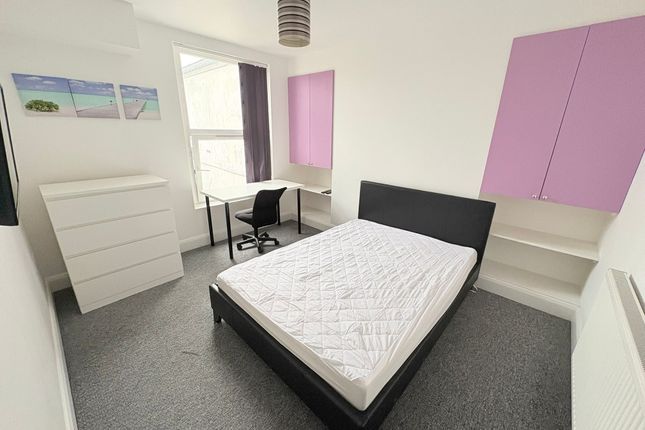 4 Penbryn Terrace, Swansea photo 2