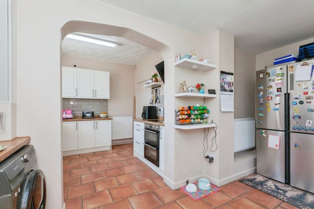 3, Thurnview Road, Leicester photo 4