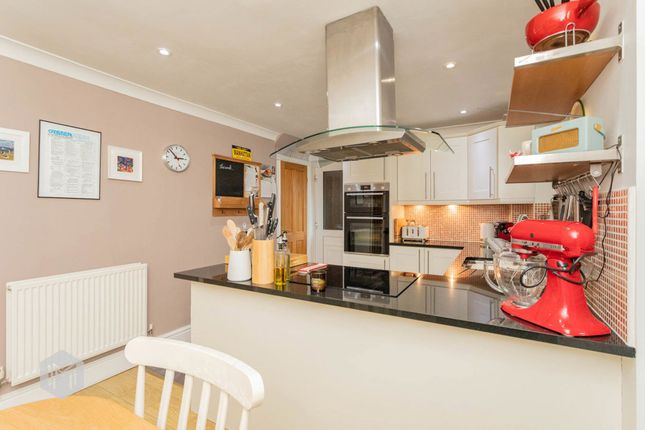 5 Hazelborough Close, Warrington photo 3